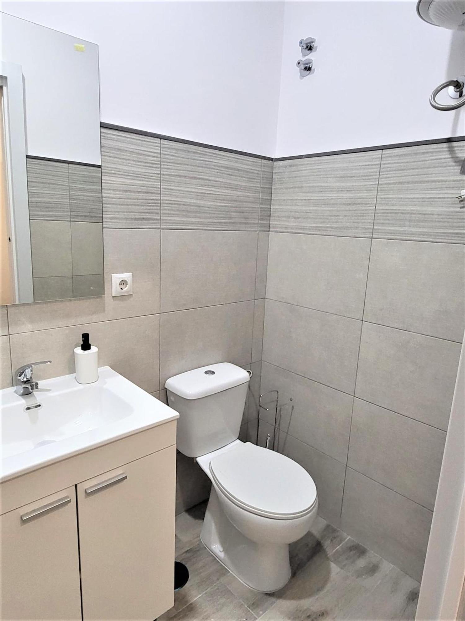 Privatunterkunft Casa Parras Basilica Sevilla